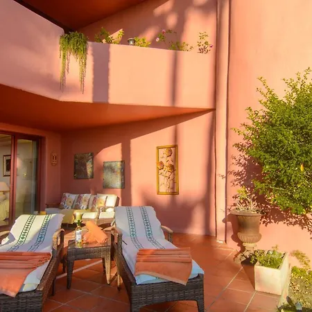 Apartment First Line Menara Beach Estepona